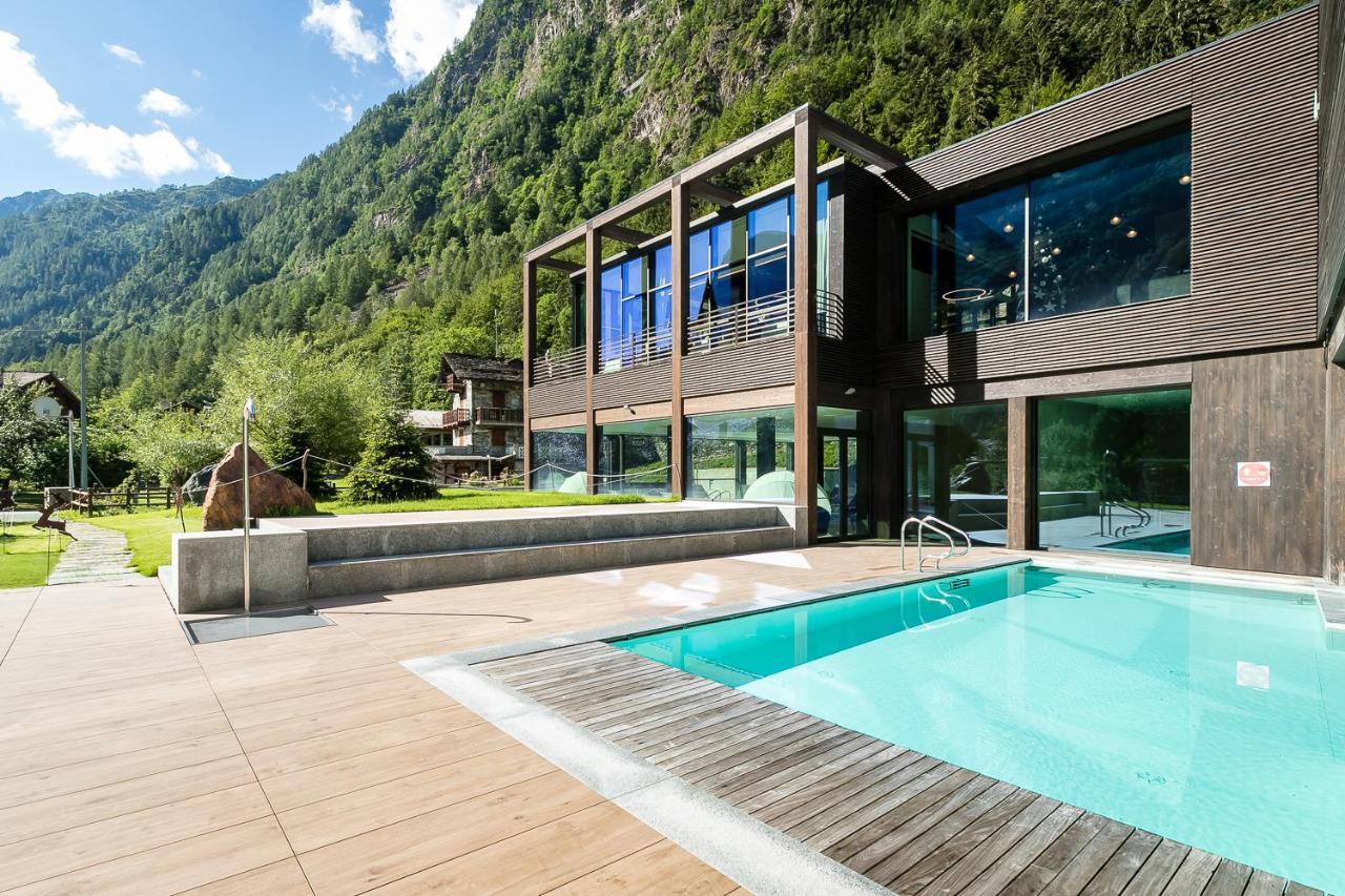 Nh Collection Alagna Mirtillo Rosso Εξωτερικό φωτογραφία